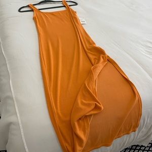 NWT Velvet ribbed dress with slit